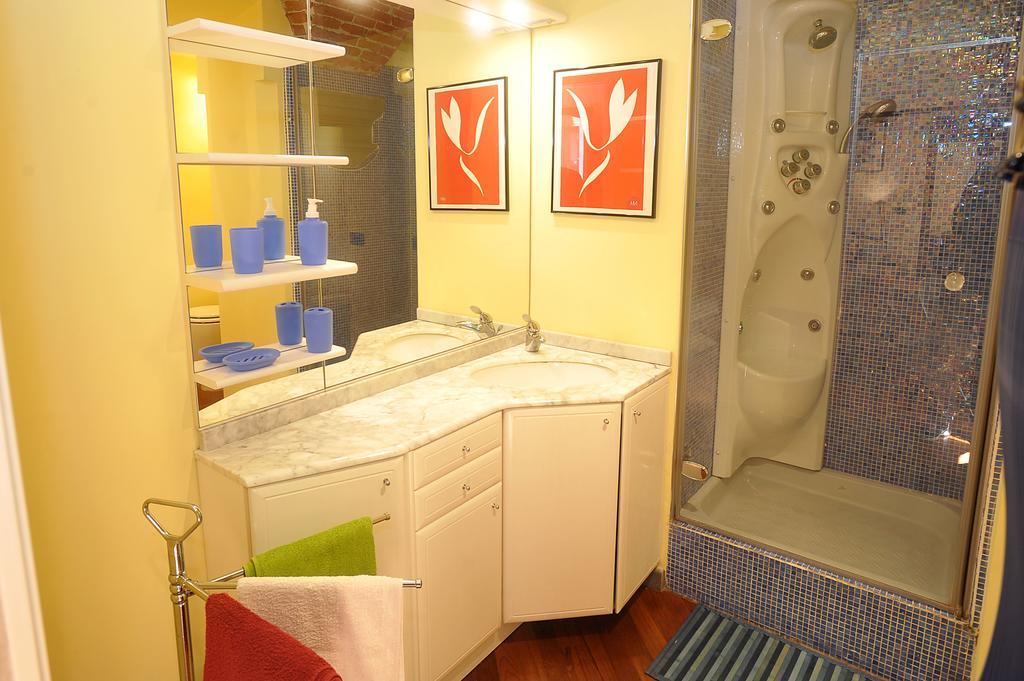 Merville House Florence Bilik gambar
